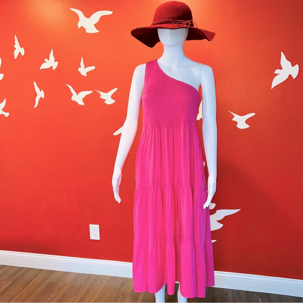 One shoulder shirred & tiered GoRgEoUs boho dress
